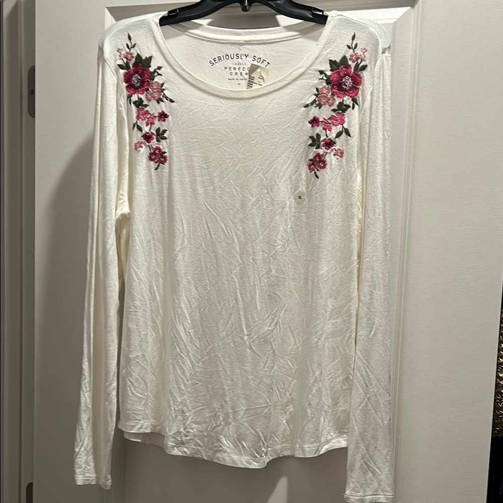 Women's Cream Floral Top